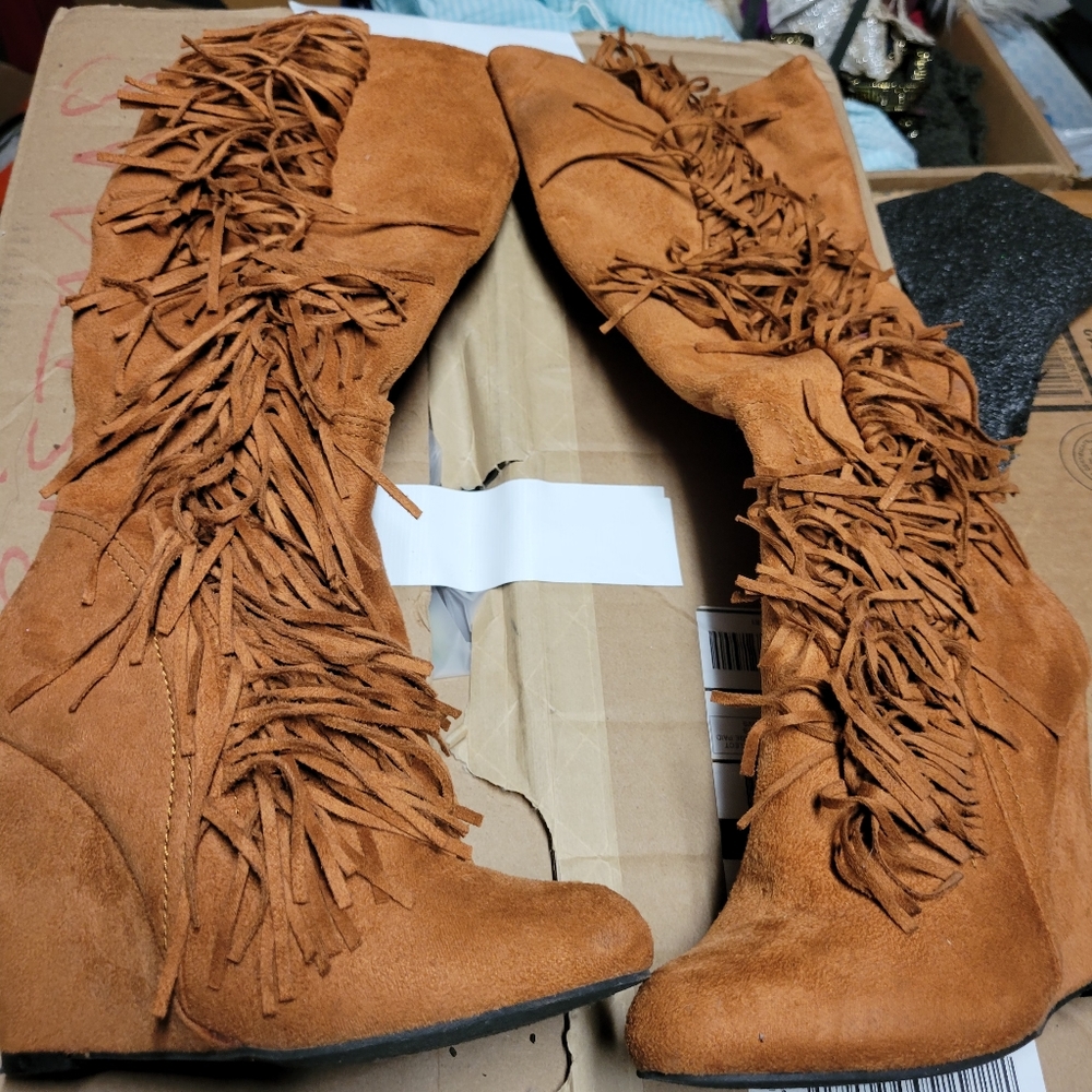 COPY - New suede fringe boots